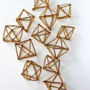 gold pipe cleaner ornaments